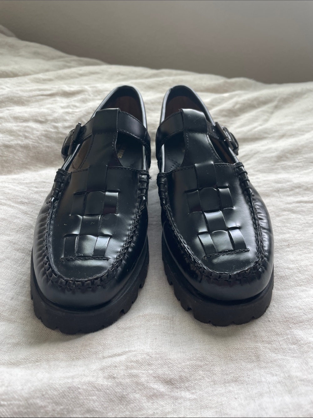 G.H. Bass Co Fisherman Mary Jane Weejuns women’s black leather size 8 loafers - Picture 2 of 4
